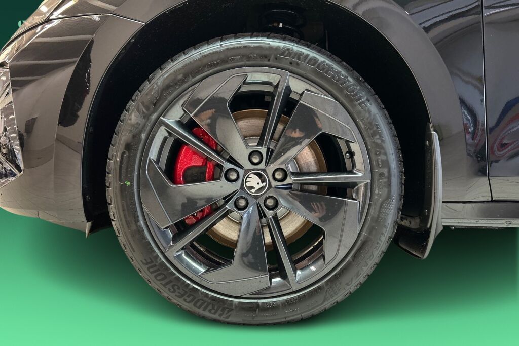 Skoda Octavia 2025 Combi 2.0 TSI RS DSG Autom.