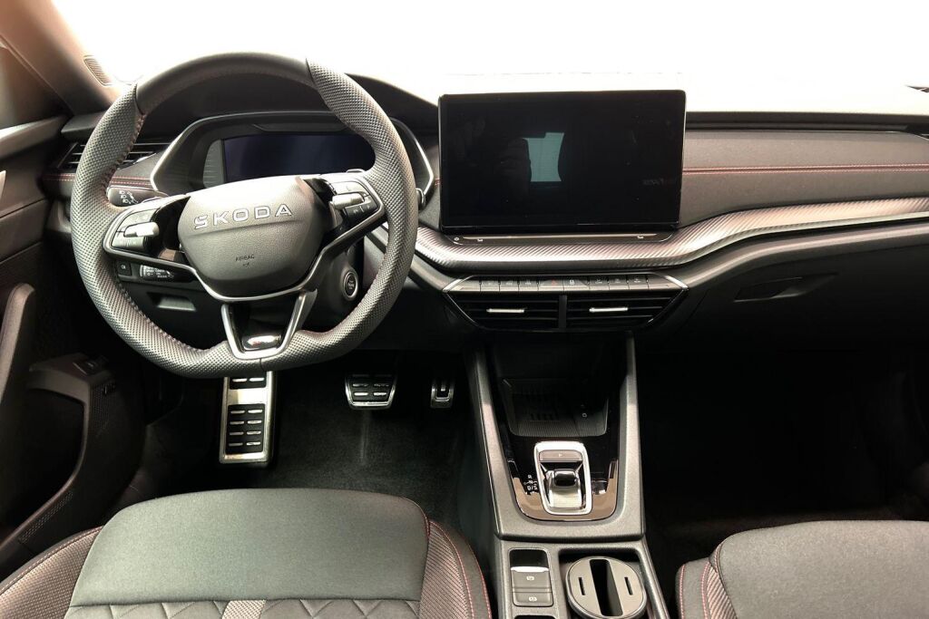 Skoda Octavia 2025 2.0 TSI RS DSG Autom.