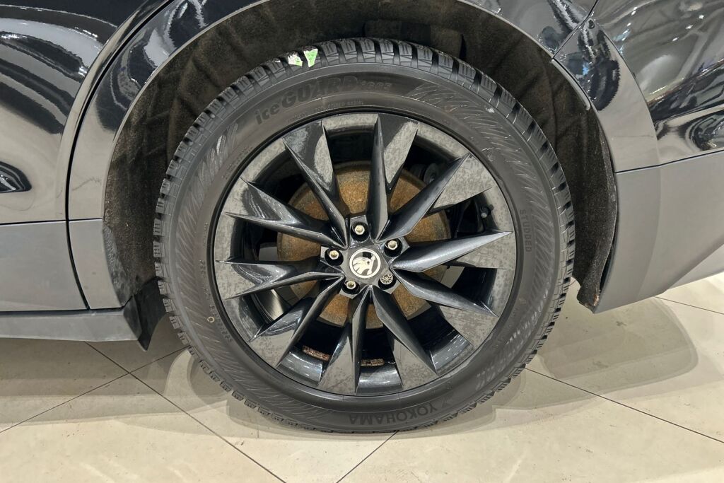 Skoda Enyaq 2022 80x 4x4 iV