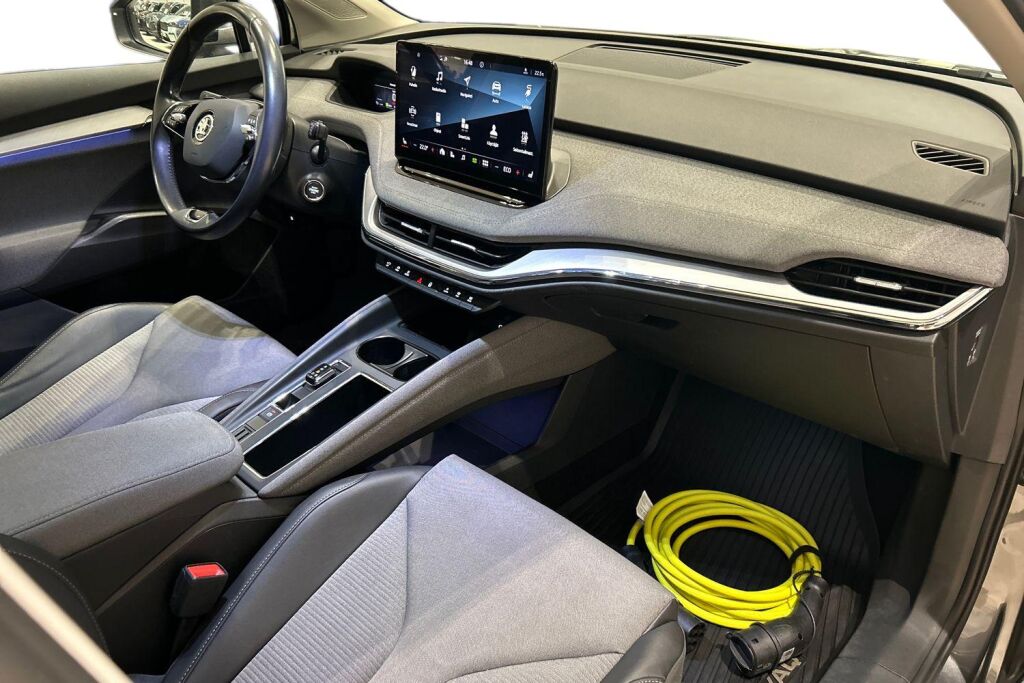 SKODA ENYAQ 2022 80x 4x4 iV