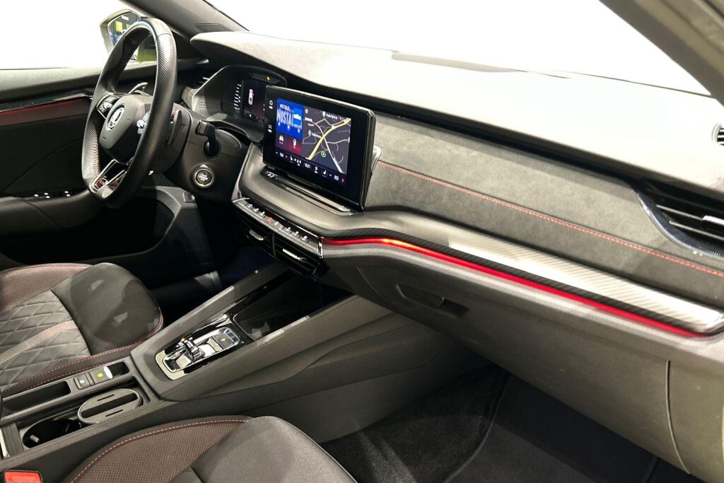 Skoda Octavia 2024 1.4 TSI PHEV RS iV DSG Autom.