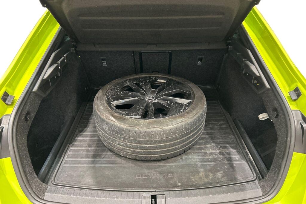 Skoda Octavia 2024 1.4 TSI PHEV RS iV DSG Autom.