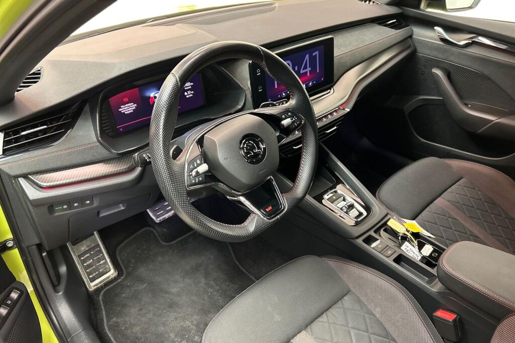 Skoda Octavia 2024 1,4 TSI PHEV RS iV DSG Autom.