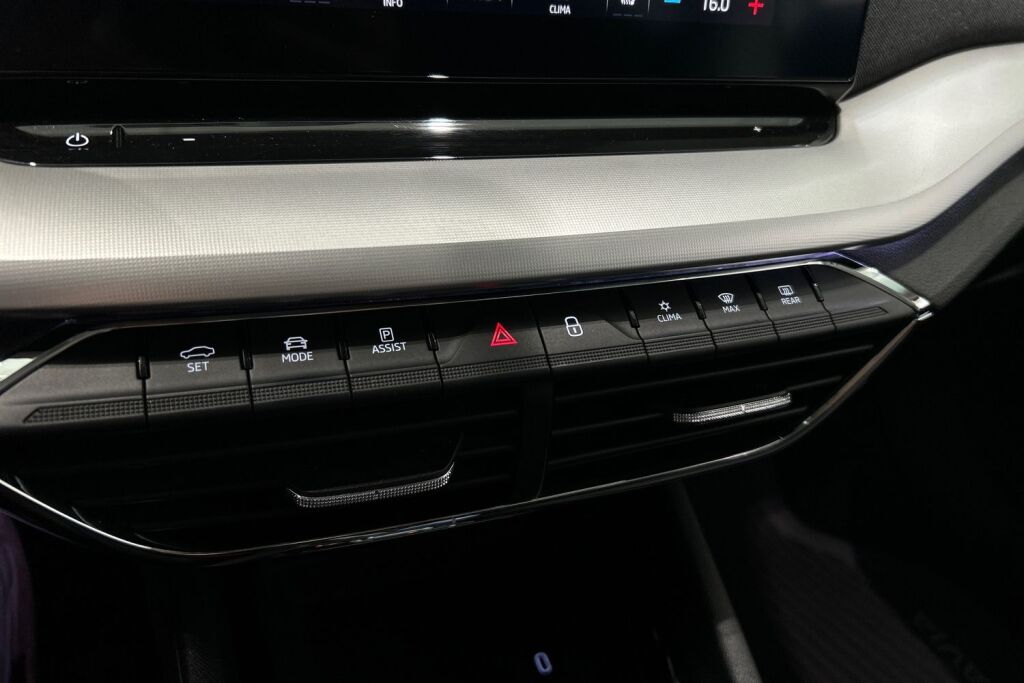 Skoda Octavia 2021 Combi 1.4 TSI PHEV Style iV DSG Autom.