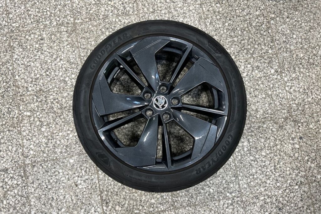 Skoda Octavia 2024 1.4 TSI PHEV RS iV DSG Autom.