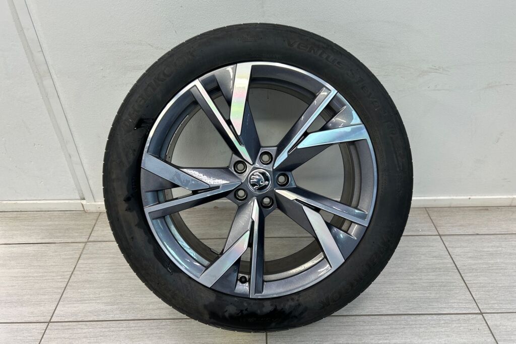 Skoda Enyaq 2023 80x 4x4 SportLine iV