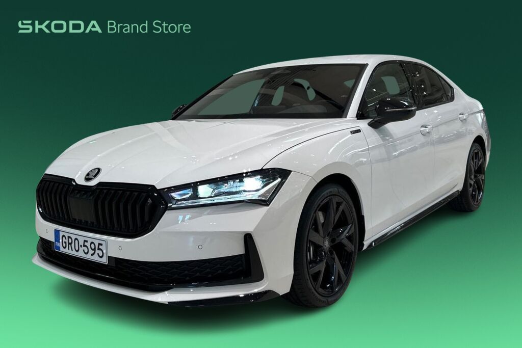 Skoda Superb 2025 2.0 TSI 204 SportLine DSG Autom. Tehdastakuu 1/2030 tai 100tkm