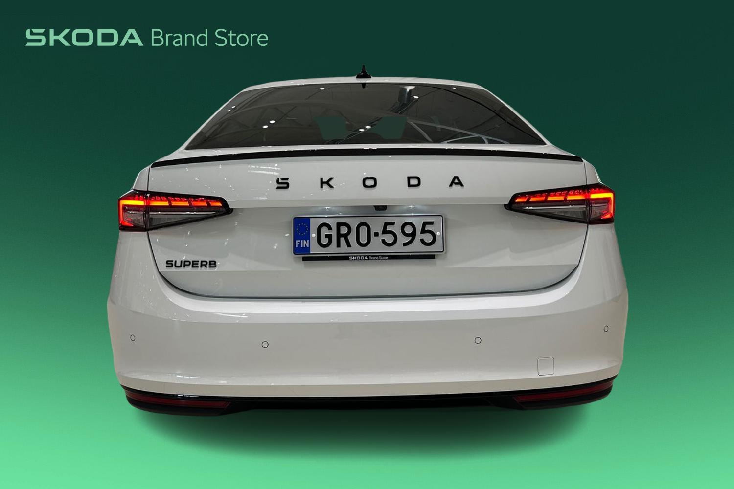 Skoda Superb 2025, photo 3/22
