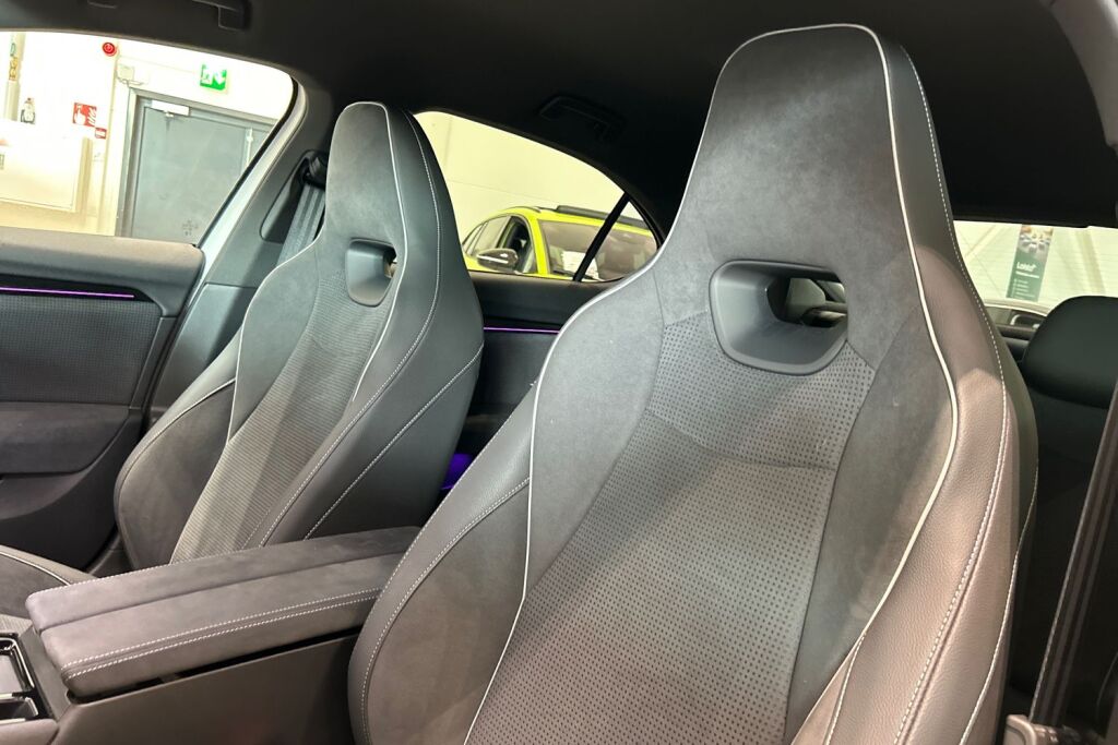 Skoda Superb 2025 2.0 TSI 204 SportLine DSG Autom.