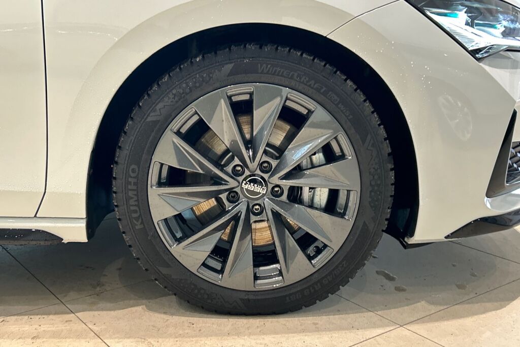 Skoda Superb 2025 2.0 TSI 204 SportLine DSG Autom.