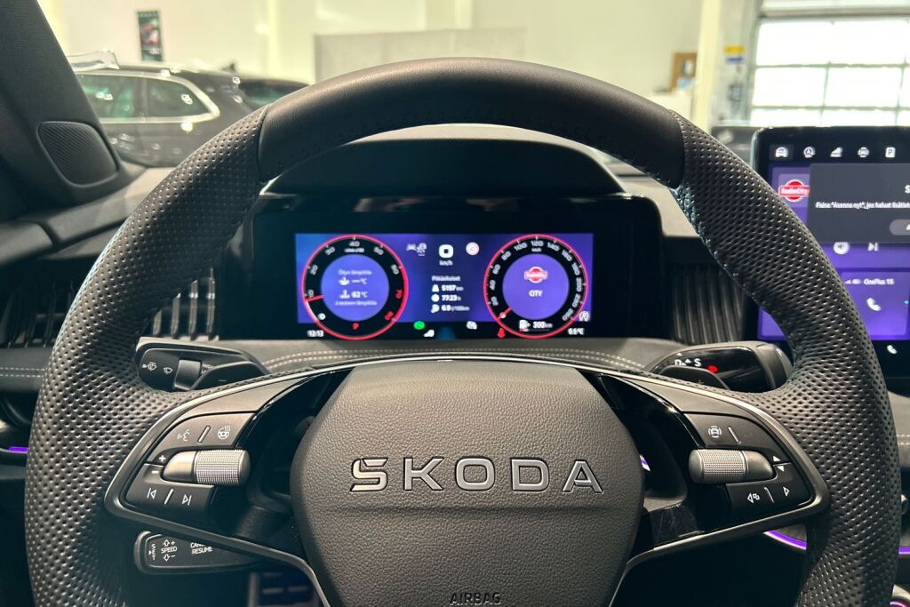 Skoda Superb 2025 2.0 TSI 204 SportLine DSG Autom.