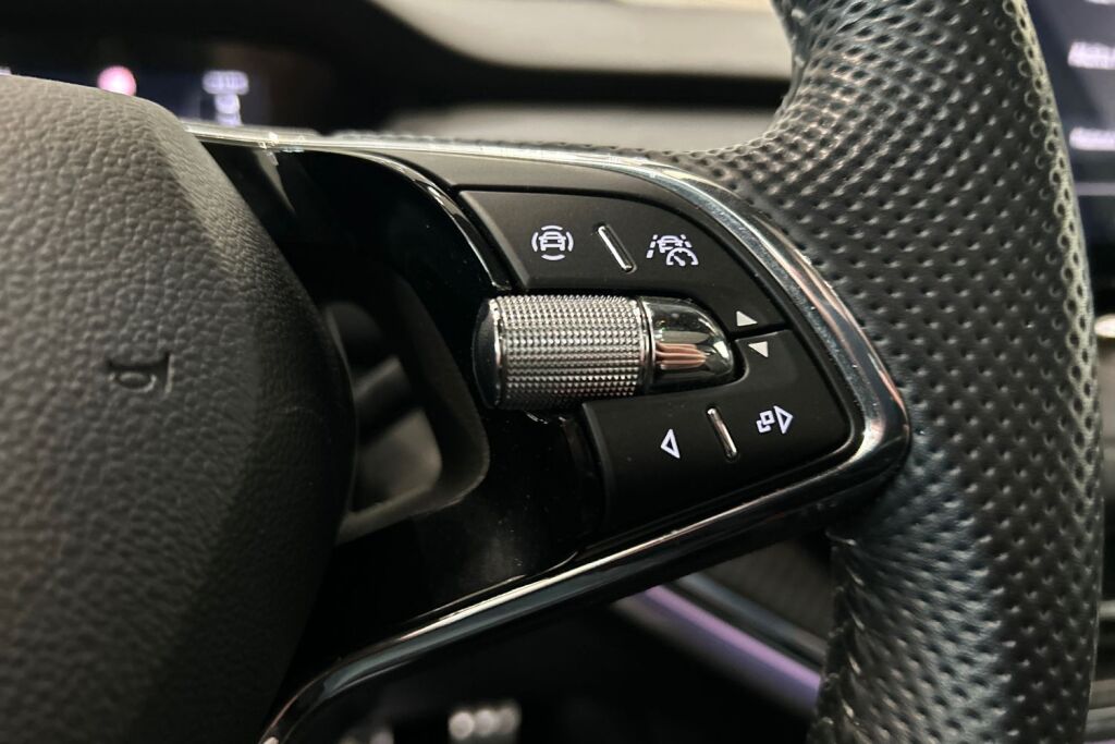 Skoda Enyaq 2022 Coupe 80x 4x4 RS iV