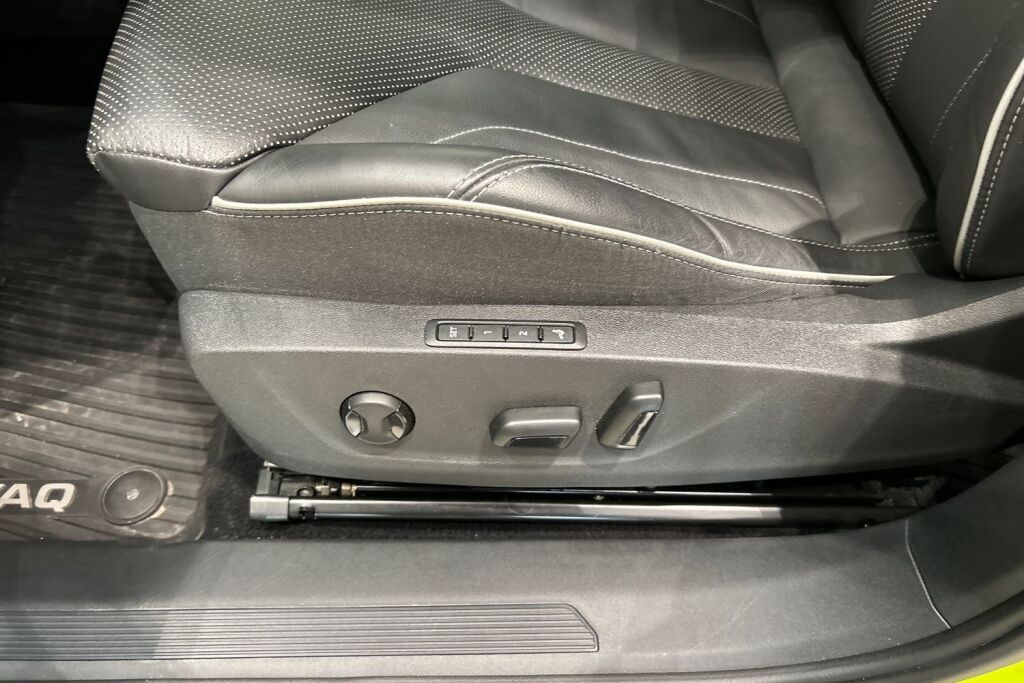 Skoda Enyaq 2022 Coupe 80x 4x4 RS iV