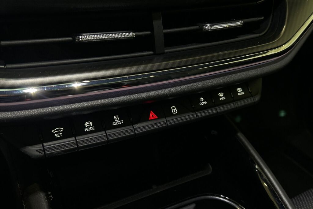 Skoda Enyaq 2022 80x 4x4 RS iV - ILMALÄMPÖPUMPPU - Tehdastakuu voimassa 02/2027