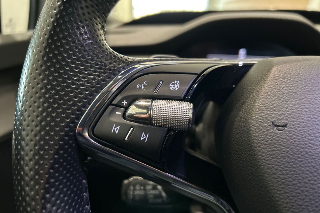 Skoda Enyaq 2022 80x 4x4 RS iV - ILMALÄMPÖPUMPPU - Tehdastakuu voimassa 02/2027