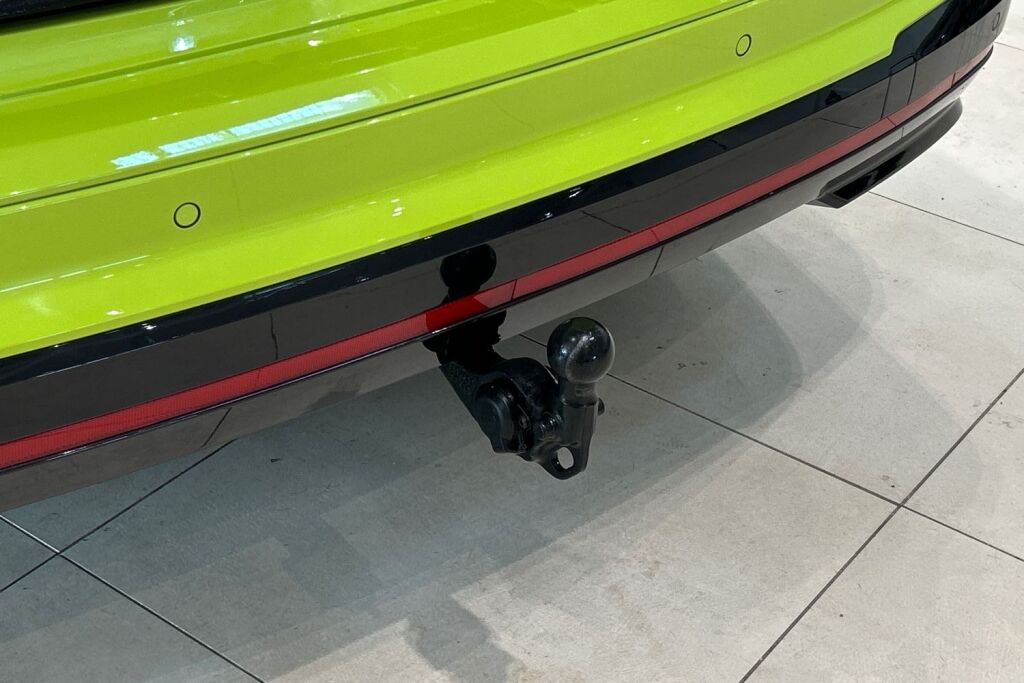 Skoda Enyaq 2023 80x 4x4 RS iV