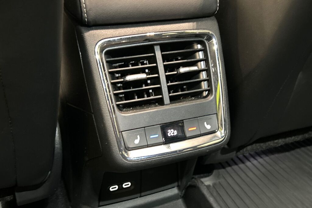 Skoda Enyaq 2023 80x 4x4 RS iV