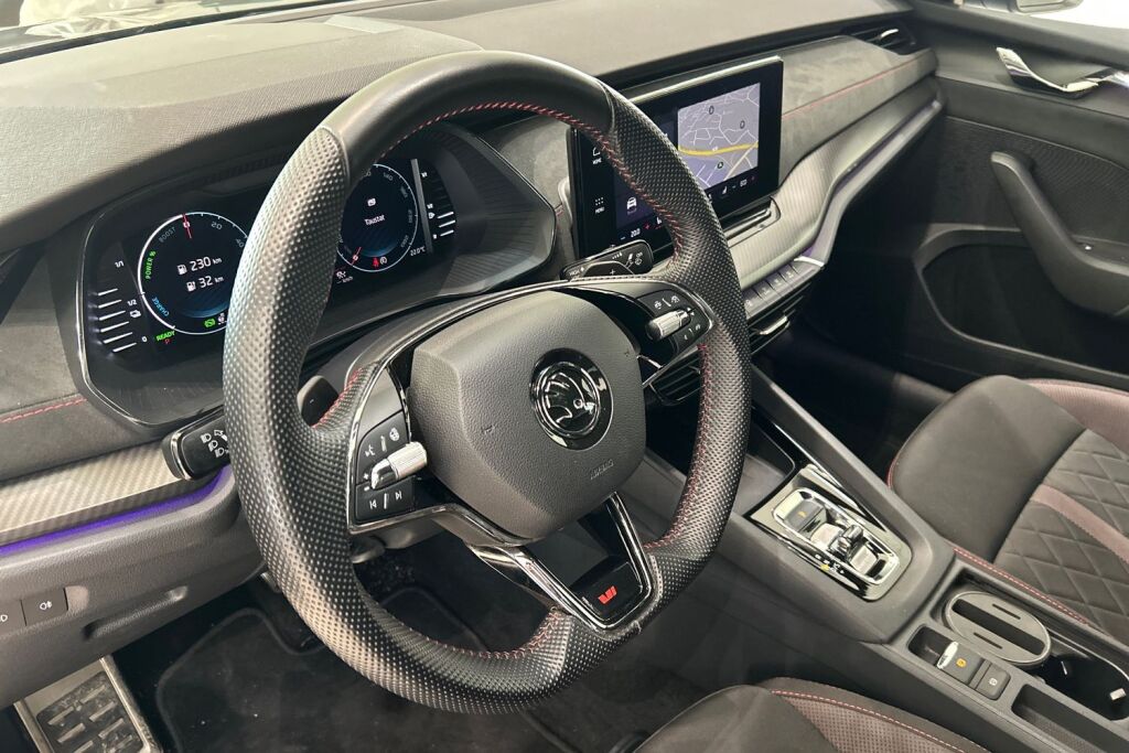 Skoda Octavia 2024 1.4 TSI PHEV RS iV DSG Autom.
