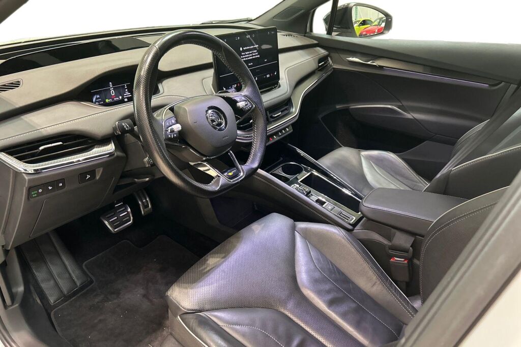 SKODA Enyaq 2022 Coupe 80x 4x4 RS iV
