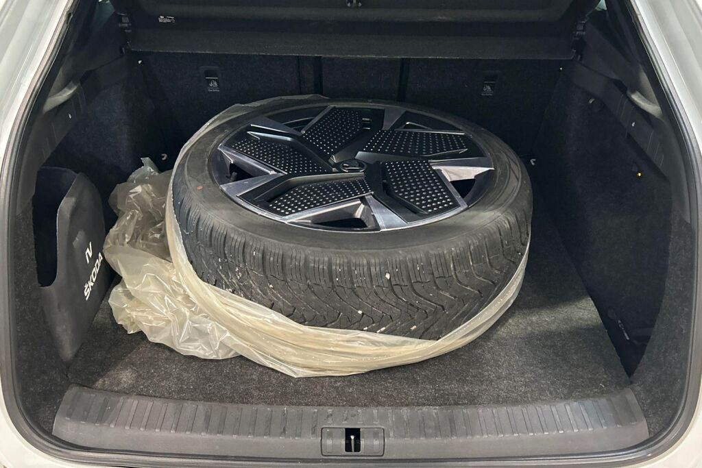 Skoda Enyaq 2022 Coupe 80x 4x4 RS iV