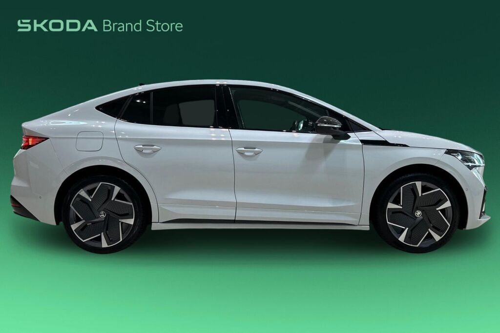 SKODA Enyaq 2022 Coupe 80x 4x4 RS iV