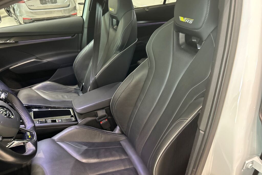 SKODA Enyaq 2022 Coupe 80x 4x4 RS iV