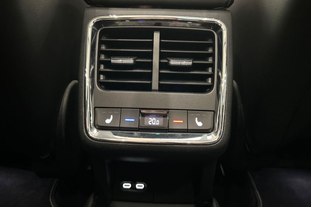 Skoda Enyaq 2022 Coupe 80x 4x4 RS iV