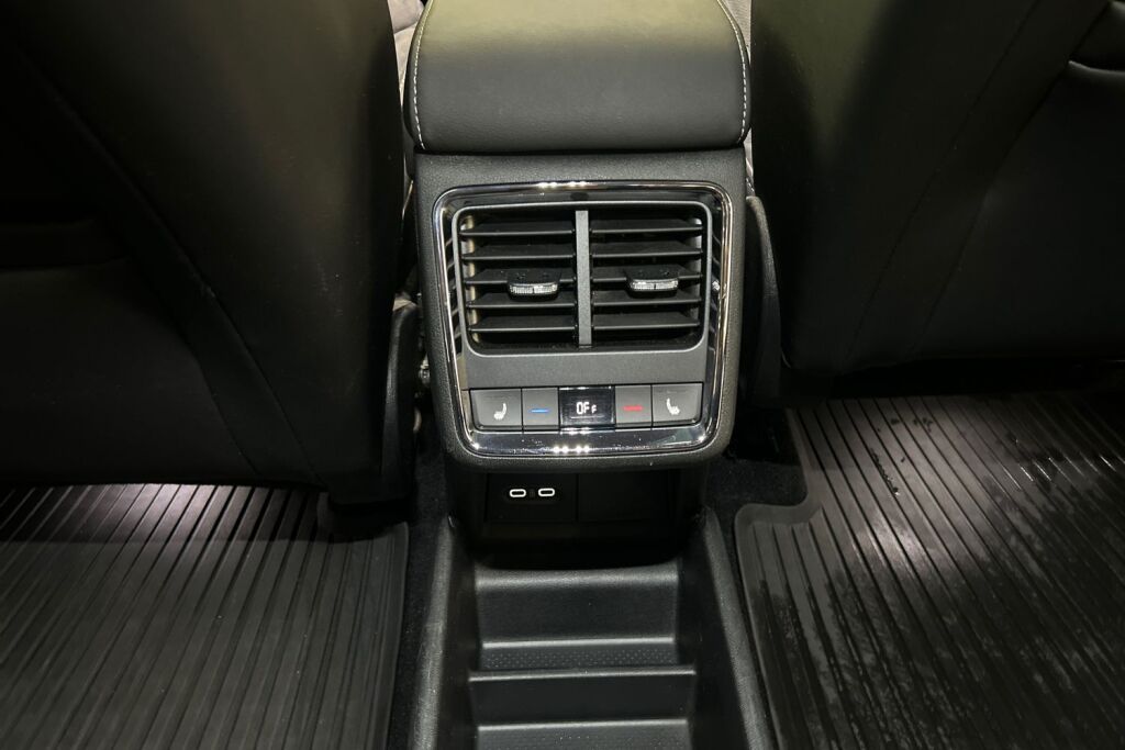 Skoda Enyaq 2022 80x 4x4 SportLine iV