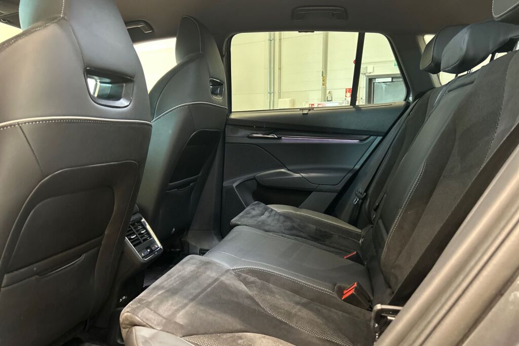 Skoda Enyaq 2022 80x 4x4 SportLine iV