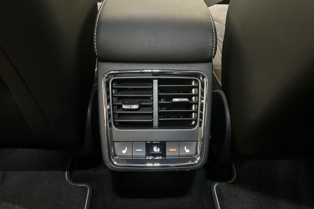 Skoda Enyaq 2023 80x 4x4 SportLine iV