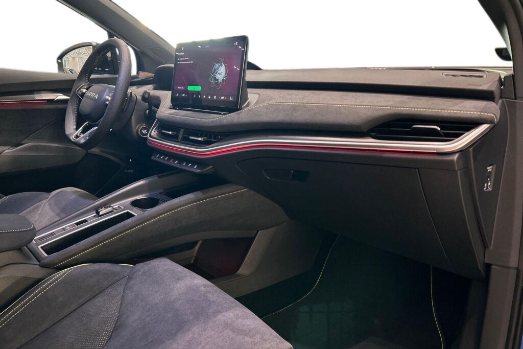 Skoda Enyaq 2026 Coupé 85x 4x4 RS