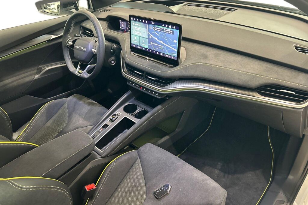 Skoda Enyaq 2026 Coupé 85x 4x4 RS