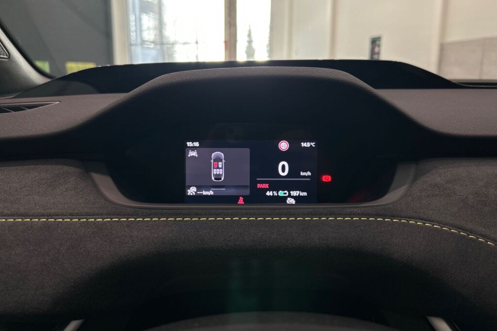 Skoda Enyaq 2026 Coupé 85x 4x4 RS