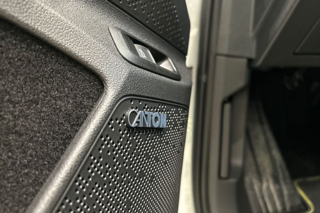 Skoda Enyaq 2026 Coupé 85x 4x4 RS