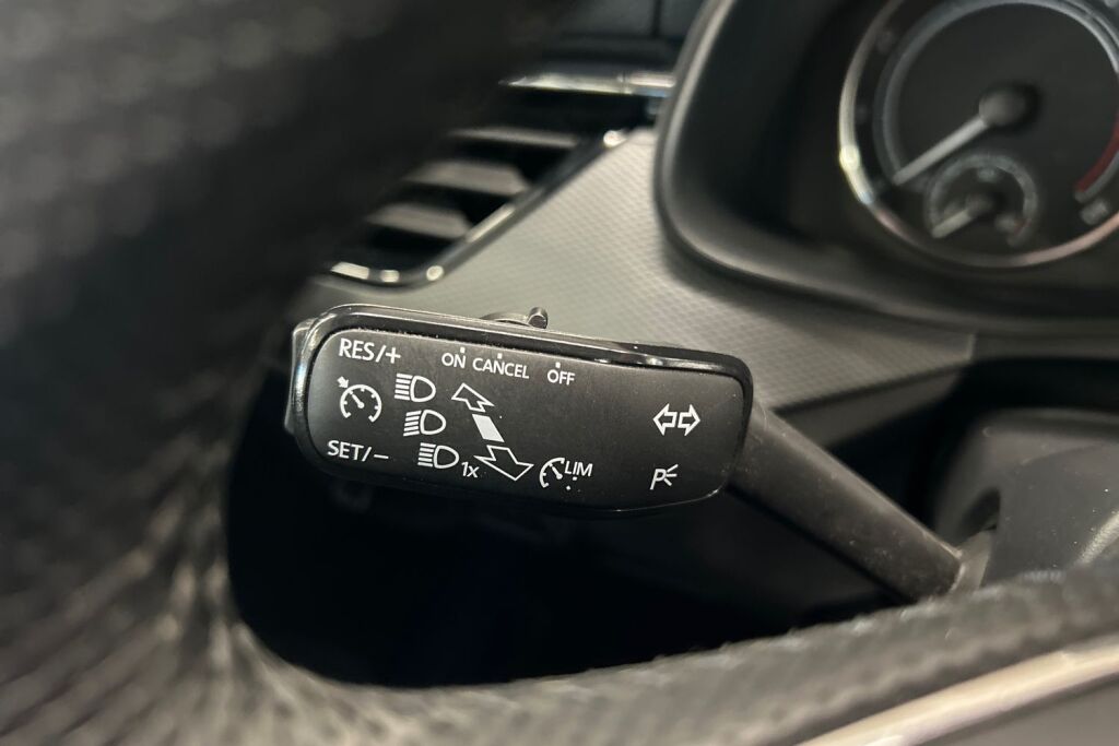 SKODA Scala 2023 1.0 TSI 95 Ambition