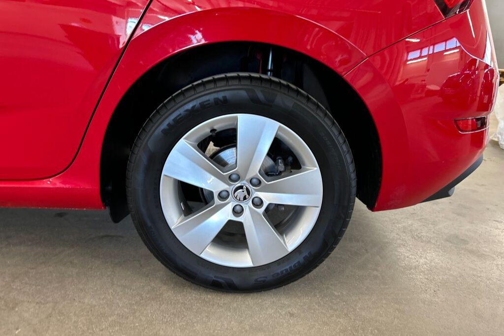SKODA Scala 2023 1.0 TSI 95 Ambition