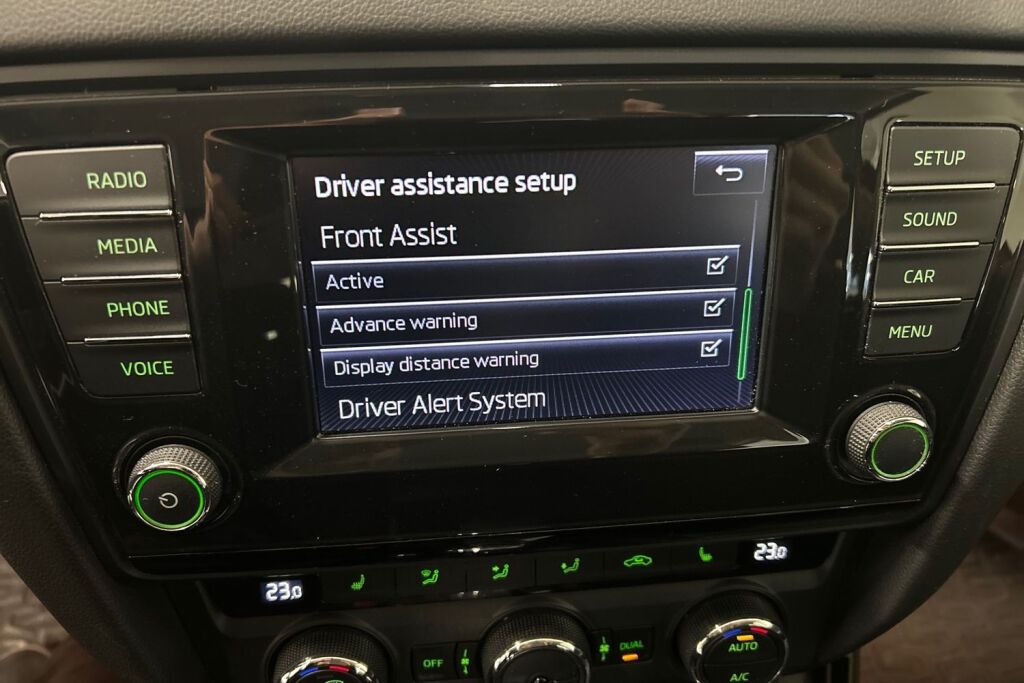 Skoda Octavia 2014 1,4 TSI Elegance DSG Autom.