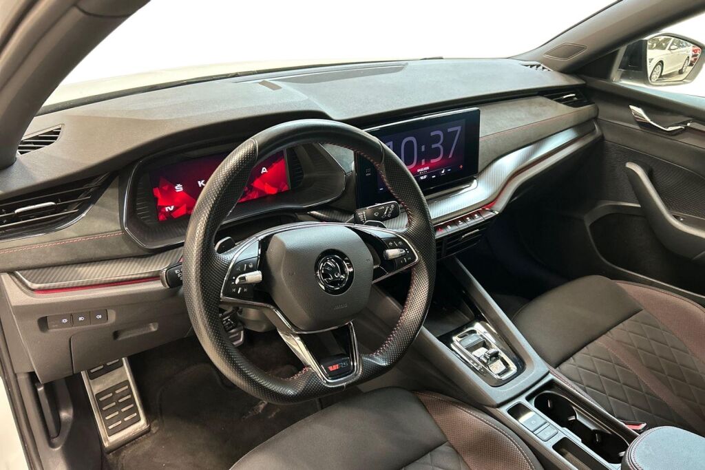 SKODA OCTAVIA 2022 Combi 1.4 TSI PHEV RS iV DSG Autom.