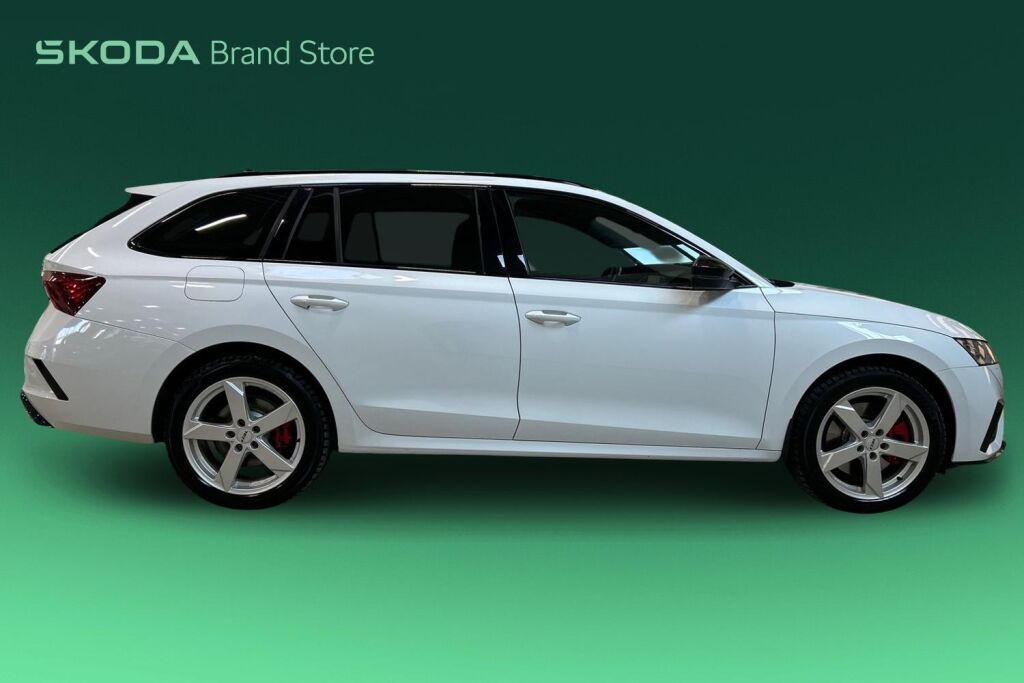 SKODA OCTAVIA 2022 Combi 1.4 TSI PHEV RS iV DSG Autom.