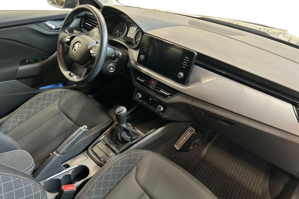 Skoda Kamiq 2022 1.0 TSI 110 Ambition