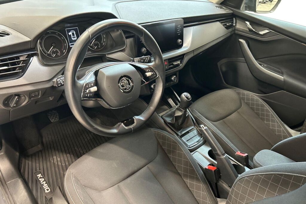 Skoda Kamiq 2022 1.0 TSI 110 Ambition