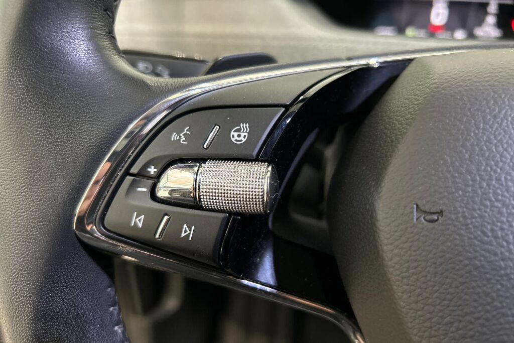 Skoda Enyaq 2023 80x 4x4 iV