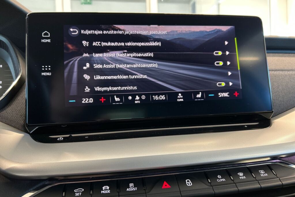 Skoda Octavia 2023 1.5 TSI Style eTEC DSG Autom.