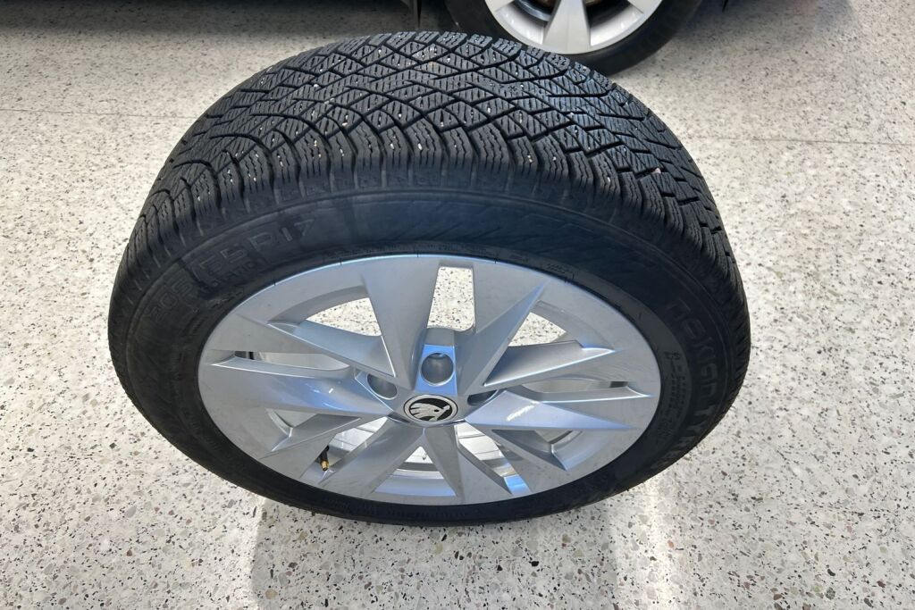Skoda Octavia 2023 1.5 TSI Style eTEC DSG Autom.