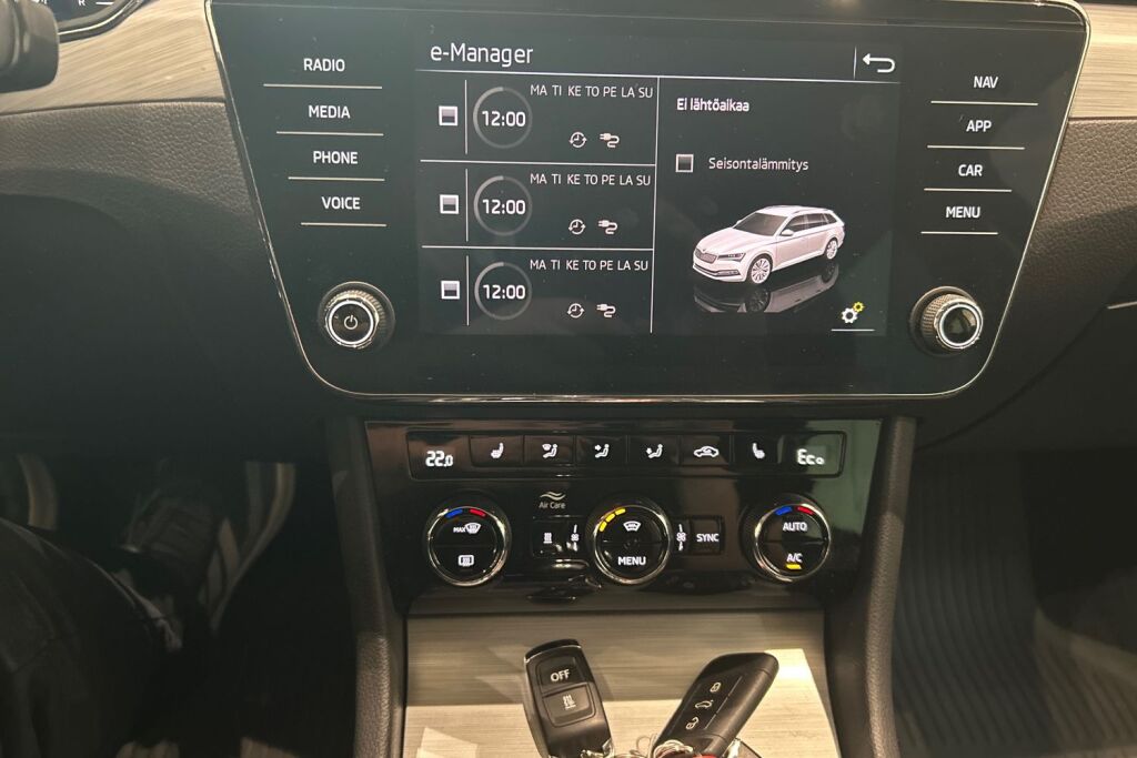 Skoda Superb 2023 Combi 1.4 TSI PHEV Ambition iV BusinessLine DSG Autom.