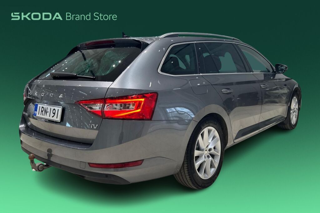 Skoda Superb 2023 Combi 1.4 TSI PHEV Ambition iV BusinessLine DSG Autom.