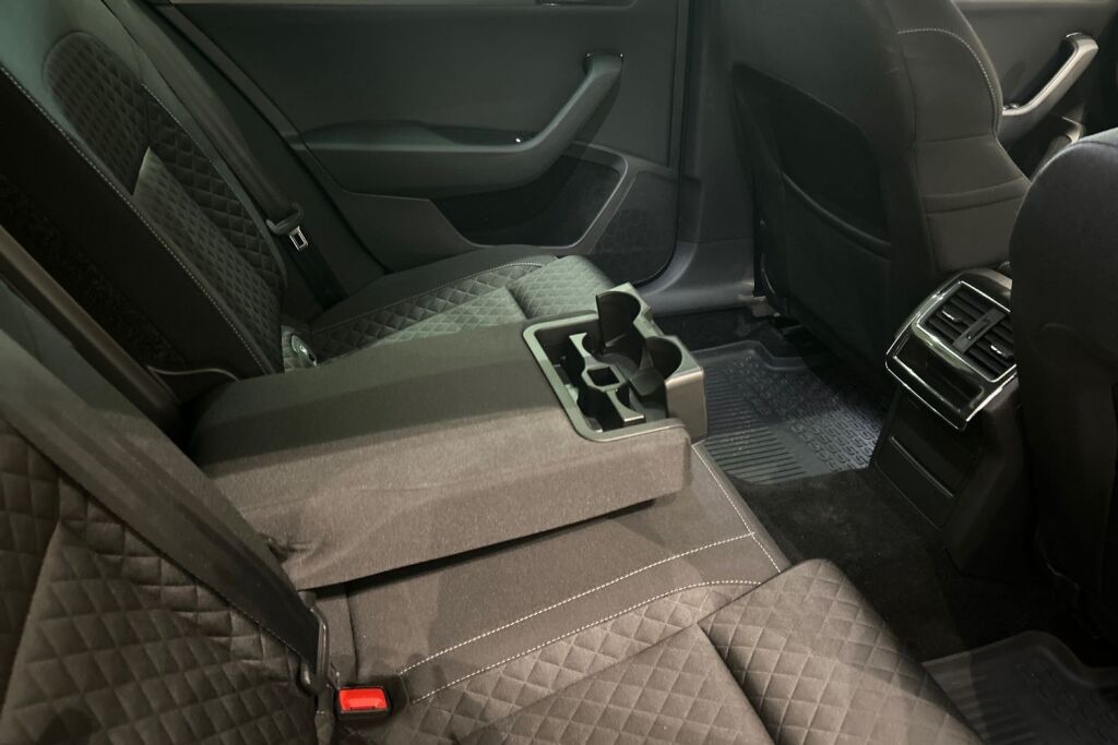 Skoda Superb 2023 Combi 1.4 TSI PHEV Ambition iV BusinessLine DSG Autom.