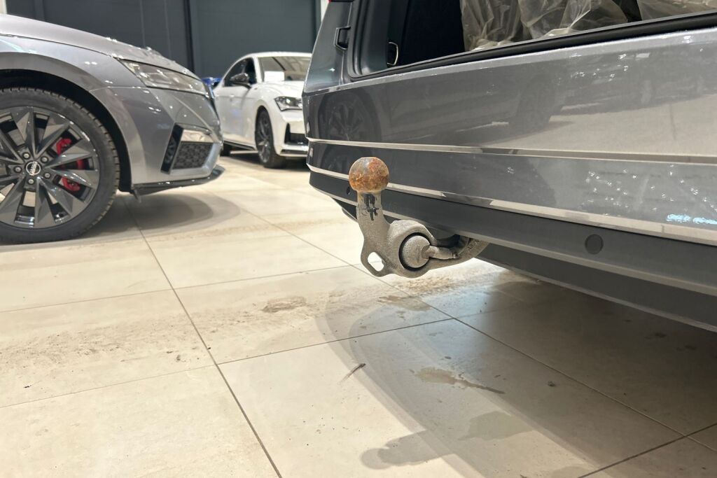 Skoda Superb 2023 Combi 1.4 TSI PHEV Ambition iV BusinessLine DSG Autom.