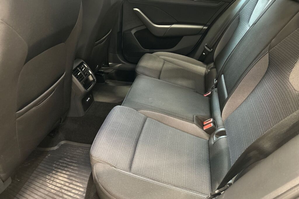 Skoda Octavia 2024 Combi 1.5 TSI 116 Selection eTEC DSG Autom.