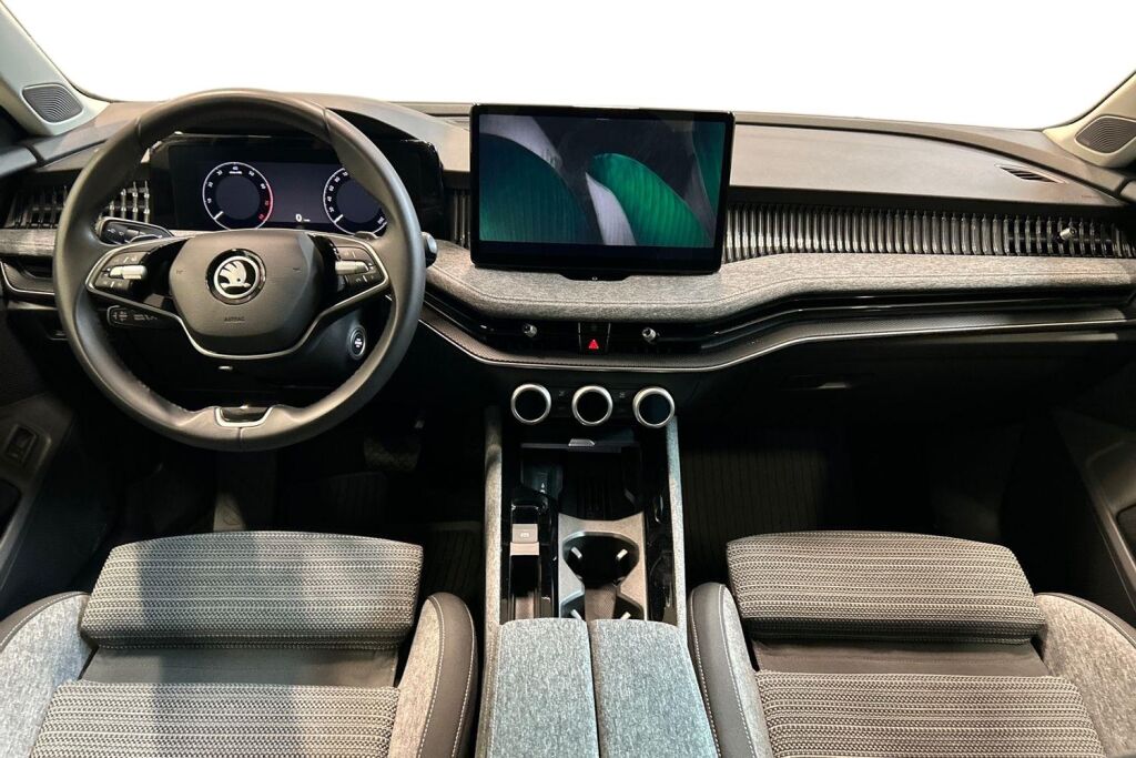 SKODA SUPERB 2025 1.5 TSI eTEC Style DSG Autom.